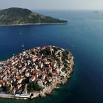 In Near The Sea Апартаменты