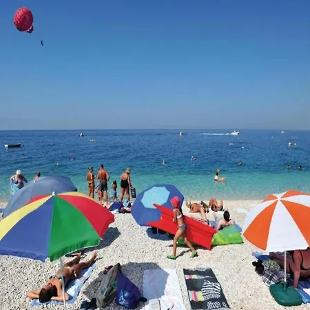 In Near The Sea Dolac