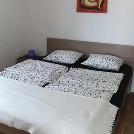Apartment Modern In Primo Burnji With Private Terrace Dolac