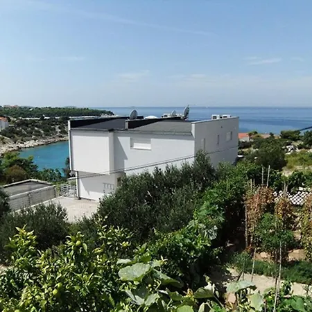 Modern In Primo Burnji With Private Terrace
